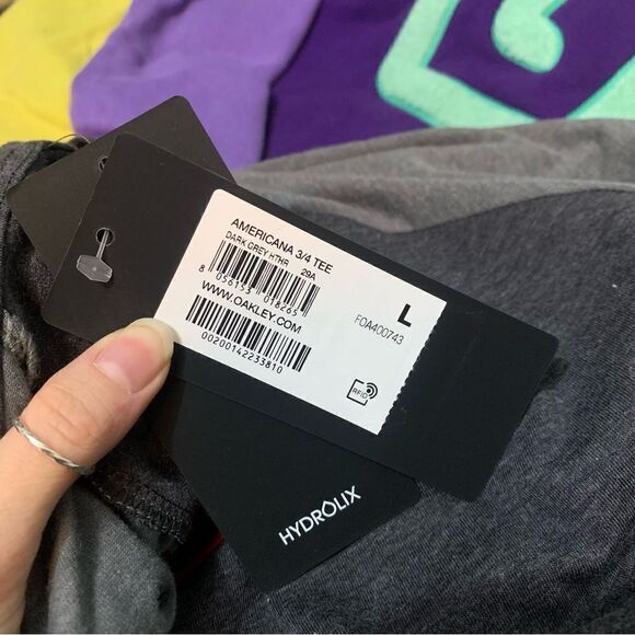 NWT Oakley 3/4 Long Sleeve TShirt Large - Picture 2 of 5
